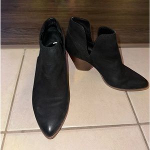 Frye black leather booties size 7.5